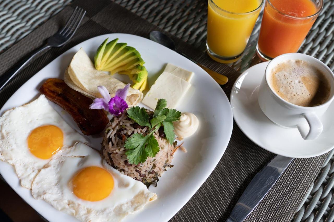 Tifakara Boutique Hotel & Birding Oasis La Fortuna Екстер'єр фото
